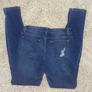Size 7 KanCan skinny jeans
